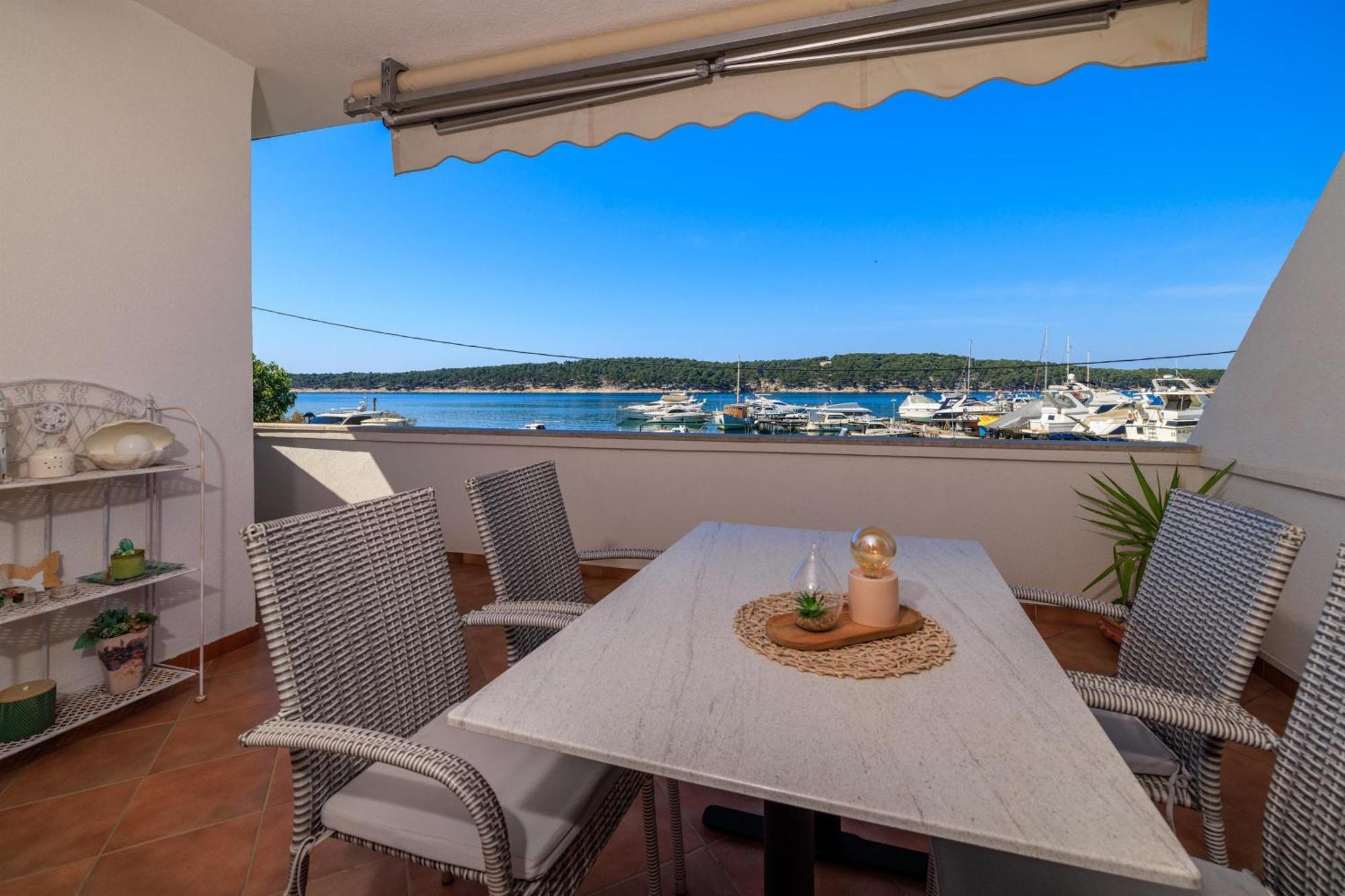 Apartments Near The Sea Barbat Barbat na Rabu 外观 照片